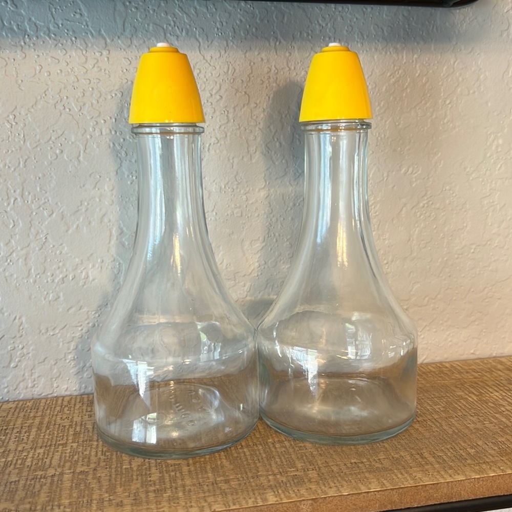 Vintage  1970’s Gemco Oil/Vinegar Cruet Set